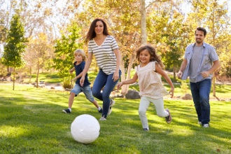 Sidnei Piva de Jesus mostra como o futebol pode fortalecer os laços familiares e criar momentos especiais.