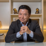 Cirurgia plástica e autoestima se conectam quando a transformação nasce de dentro, explica Milton Seigi Hayashi.