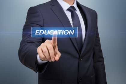 Gustavo Morceli explica por que diferenciar informação disponível de informação relevante é essencial para decisões mais conscientes na era dos dados.