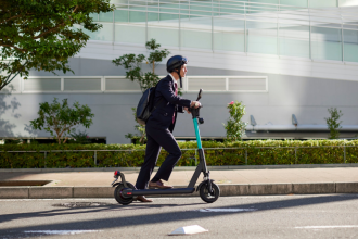 Matheus Vinicius Voigt analisa como a mobilidade elétrica avança nas capitais brasileiras com foco em eficiência e redução de emissões.