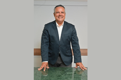 Elmar Juan Passos Varjão Bomfim