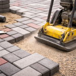 Valderci Malagosini Machado explica como o traço do concreto e a vibroprensagem influenciam diretamente o desempenho dos pisos intertravados.
